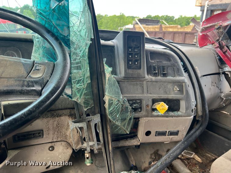 image for item JM9290 2004 Sterling L-Line  dump truck