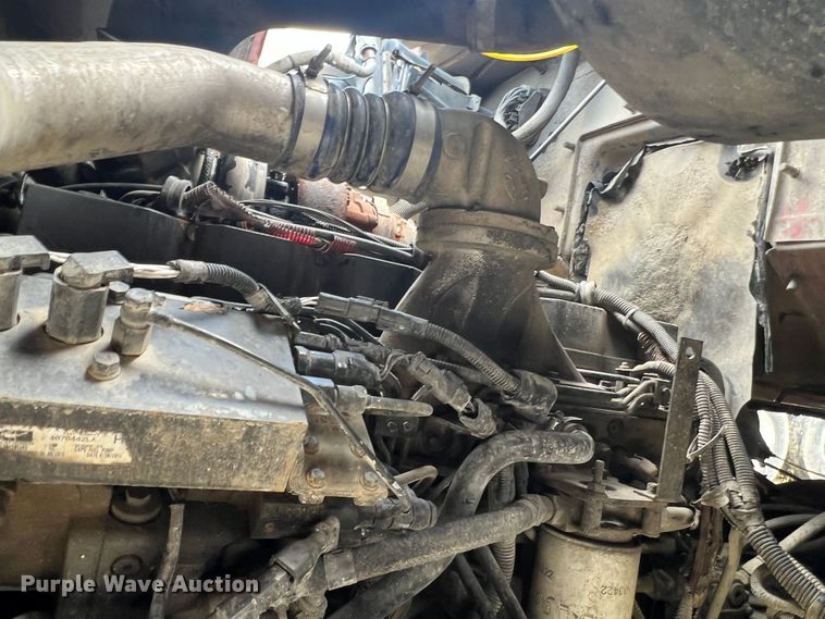 image for item JM9290 2004 Sterling L-Line  dump truck