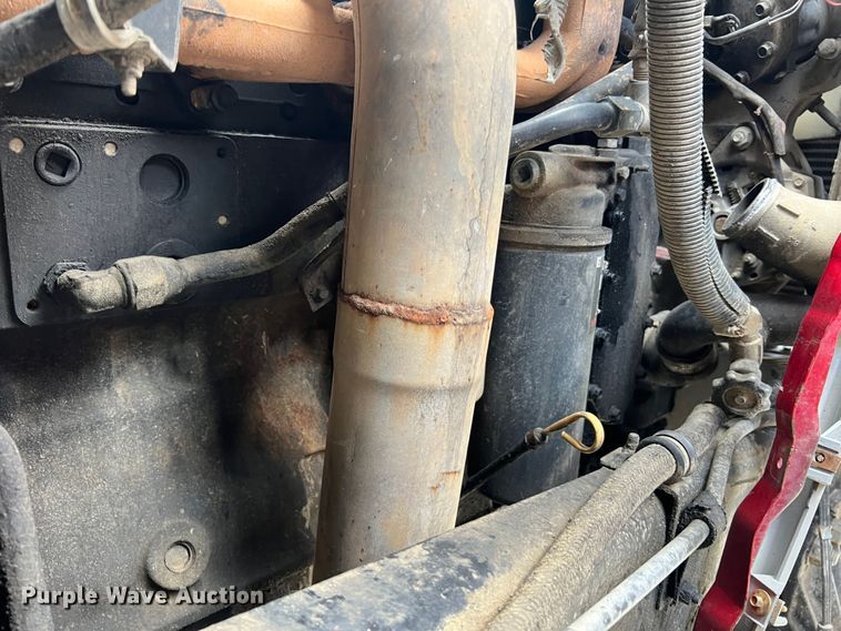 image for item JM9290 2004 Sterling L-Line  dump truck