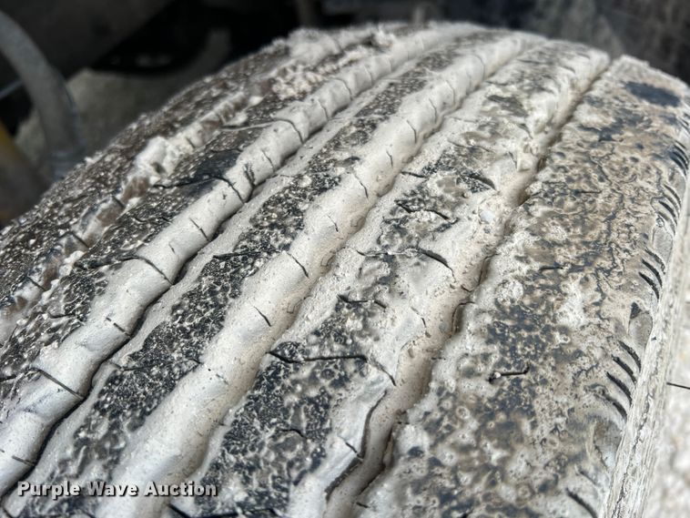 image for item JM9290 2004 Sterling L-Line  dump truck