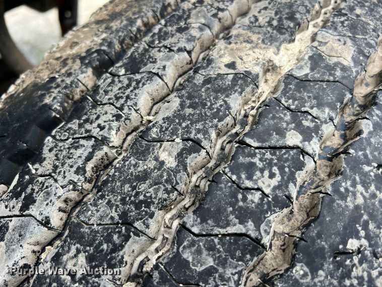 image for item JM9290 2004 Sterling L-Line  dump truck