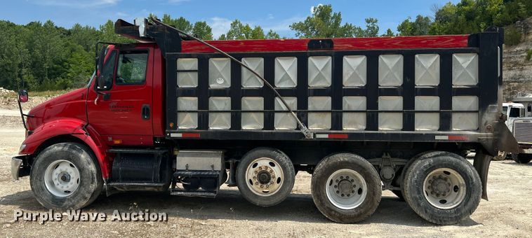 image for item JM9294 2007 International 8600  dump truck