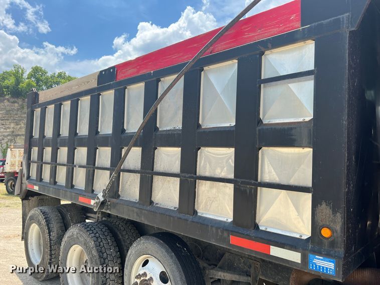 image for item JM9294 2007 International 8600  dump truck