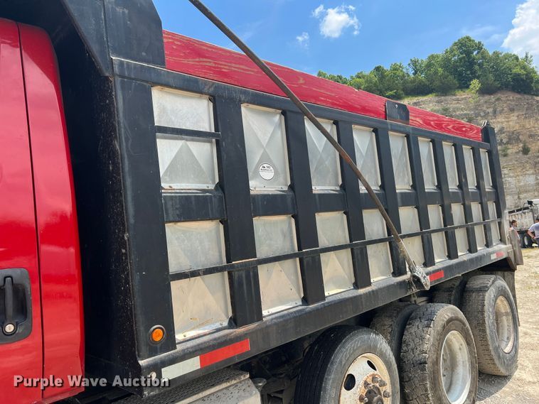 image for item JM9294 2007 International 8600  dump truck