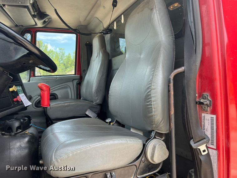 image for item JM9294 2007 International 8600  dump truck