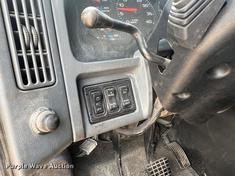 image for item JM9294 2007 International 8600  dump truck