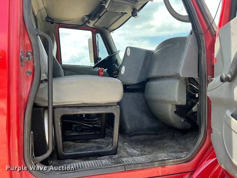 image for item JM9294 2007 International 8600  dump truck