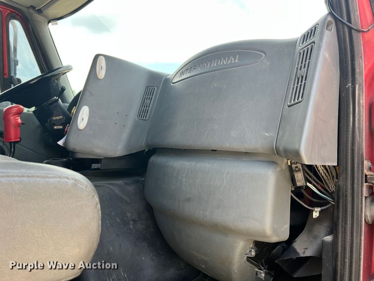 image for item JM9294 2007 International 8600  dump truck