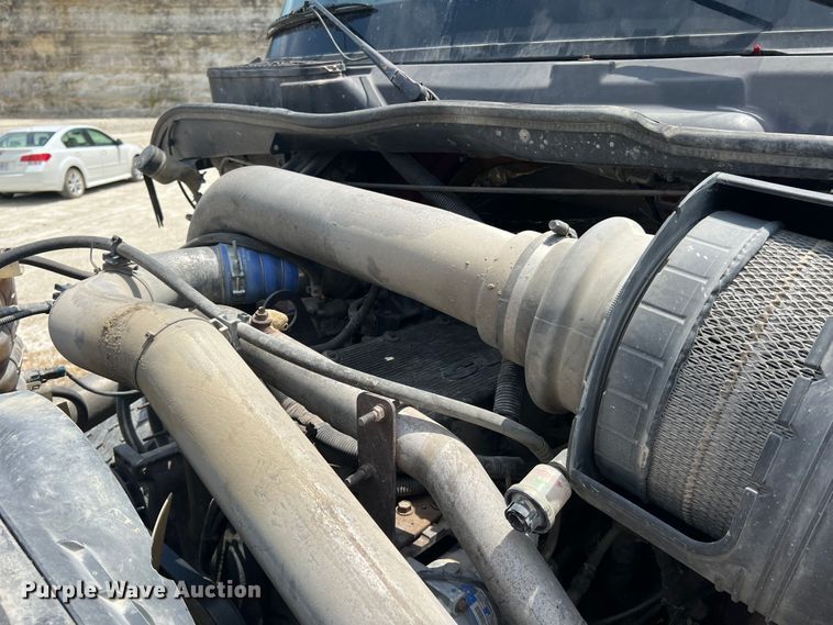 image for item JM9294 2007 International 8600  dump truck