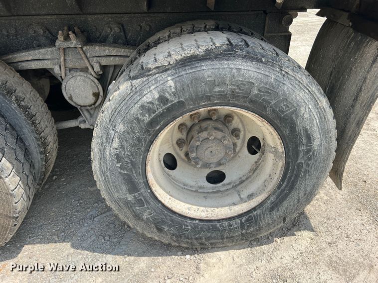 image for item JM9294 2007 International 8600  dump truck