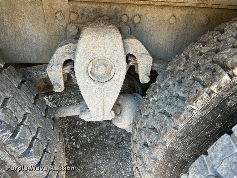 image for item JM9295 1994 Freightliner FLD  dump truck