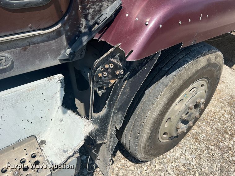 image for item JM9295 1994 Freightliner FLD  dump truck