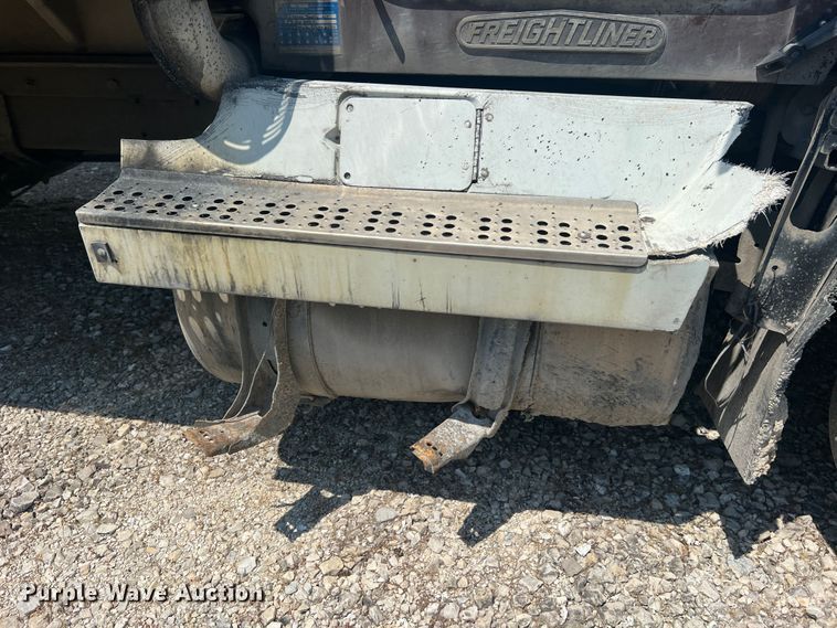 image for item JM9295 1994 Freightliner FLD  dump truck