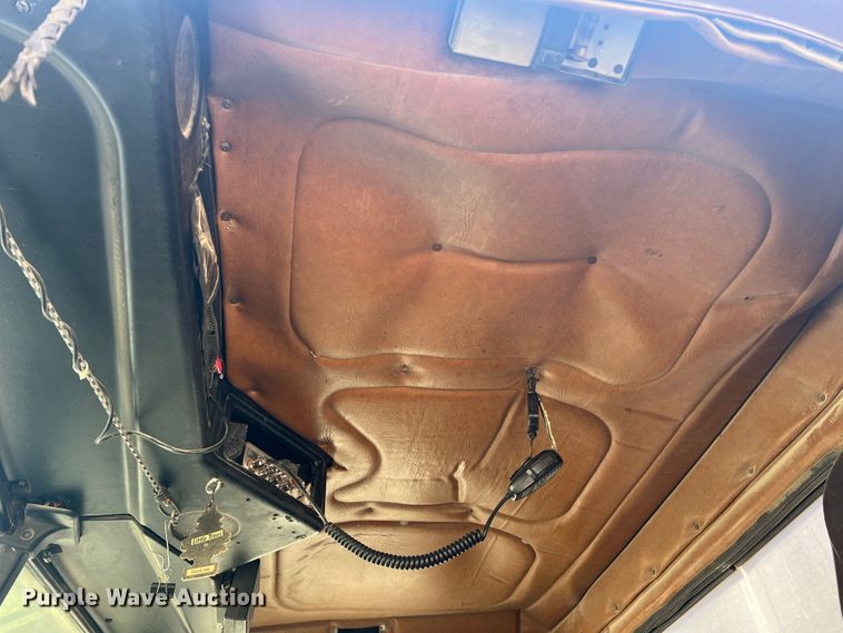 image for item JM9295 1994 Freightliner FLD  dump truck