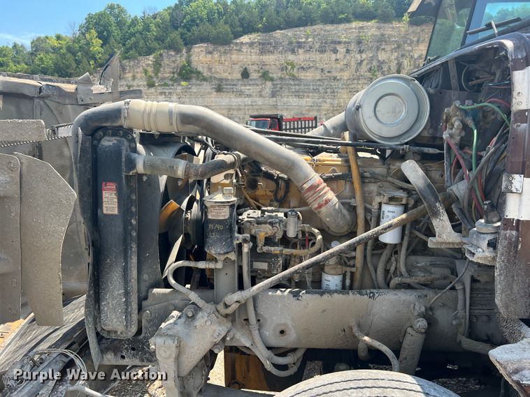 image for item JM9295 1994 Freightliner FLD  dump truck