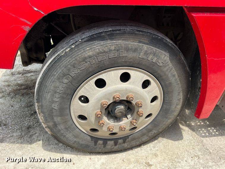 image for item JM9296 2003 Freightliner FLD  semi truck