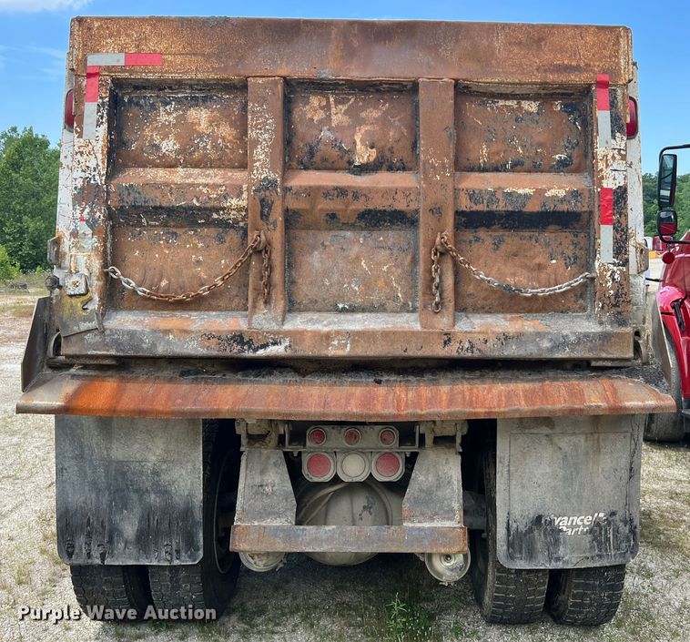 image for item JM9297 1997 Peterbilt 378  dump truck