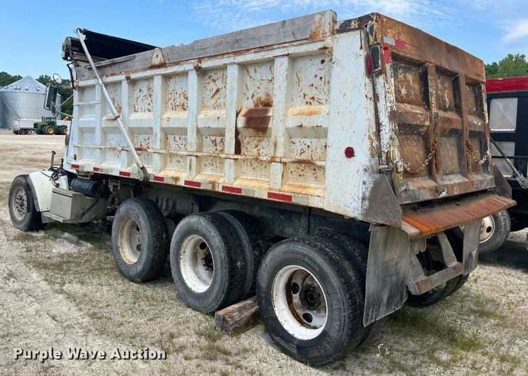 image for item JM9297 1997 Peterbilt 378  dump truck