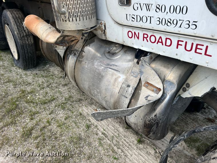 image for item JM9297 1997 Peterbilt 378  dump truck