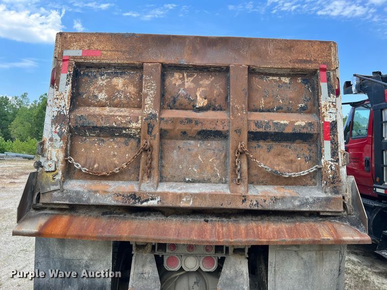 image for item JM9297 1997 Peterbilt 378  dump truck