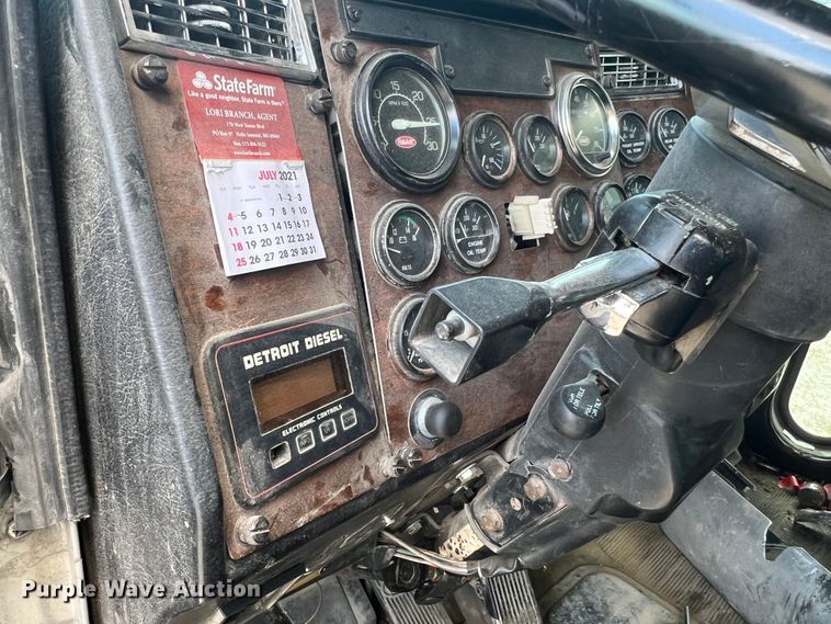 image for item JM9297 1997 Peterbilt 378  dump truck