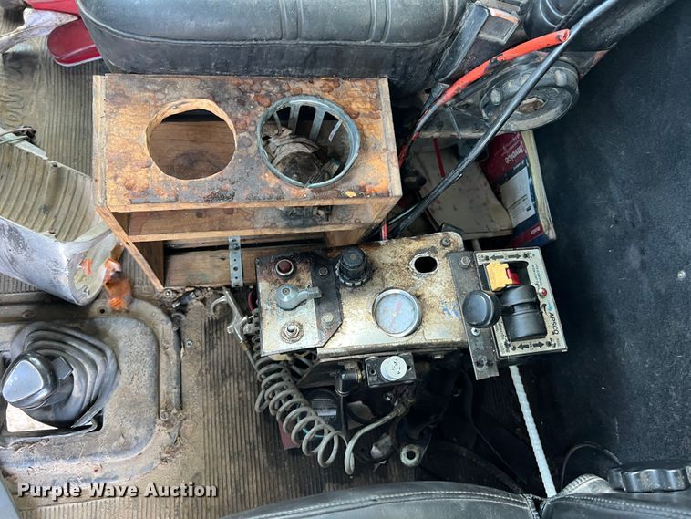 image for item JM9297 1997 Peterbilt 378  dump truck