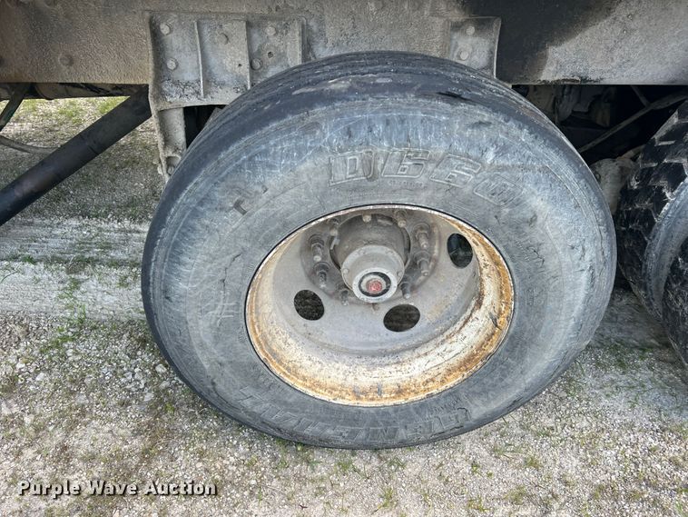 image for item JM9297 1997 Peterbilt 378  dump truck