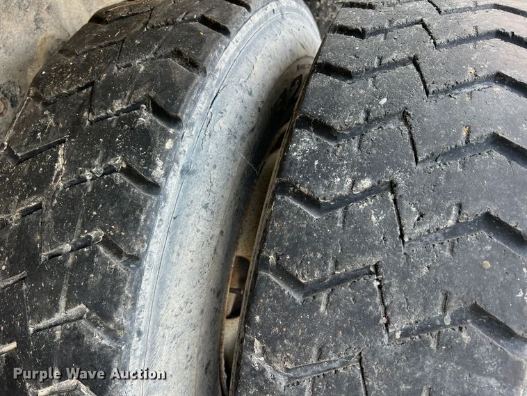 image for item JM9297 1997 Peterbilt 378  dump truck