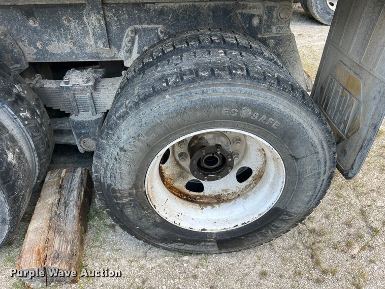 image for item JM9297 1997 Peterbilt 378  dump truck