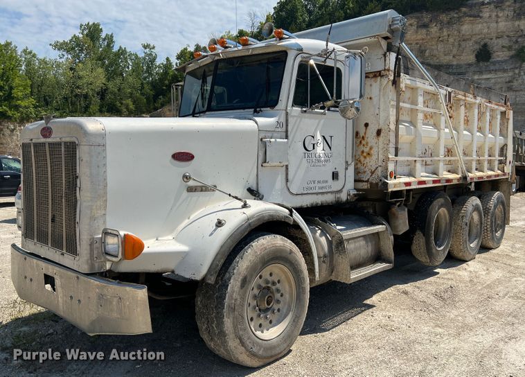 image for item JM9298 1994 Peterbilt 378  dump truck