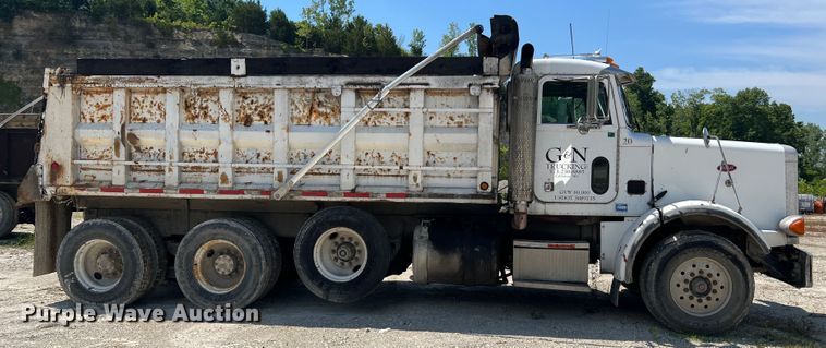 image for item JM9298 1994 Peterbilt 378  dump truck