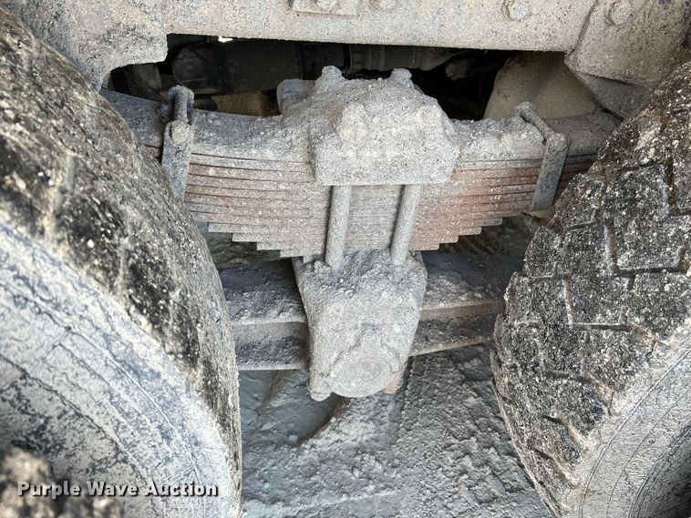 image for item JM9298 1994 Peterbilt 378  dump truck