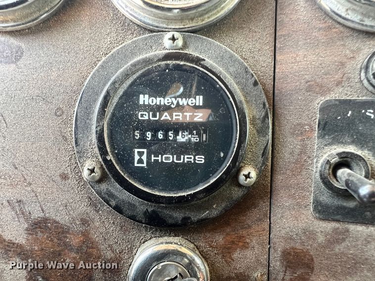 image for item JM9298 1994 Peterbilt 378  dump truck