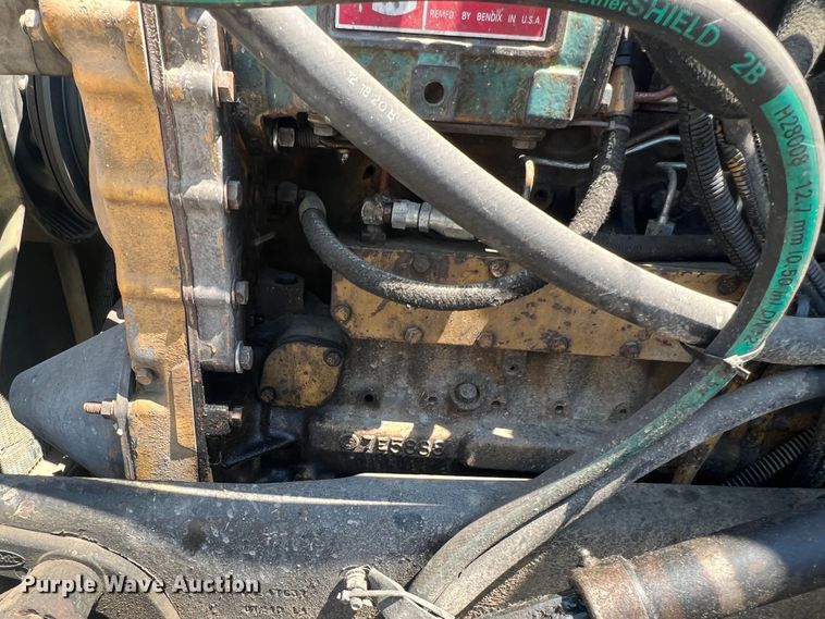 image for item JM9298 1994 Peterbilt 378  dump truck