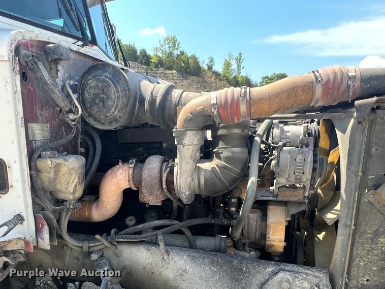 image for item JM9298 1994 Peterbilt 378  dump truck