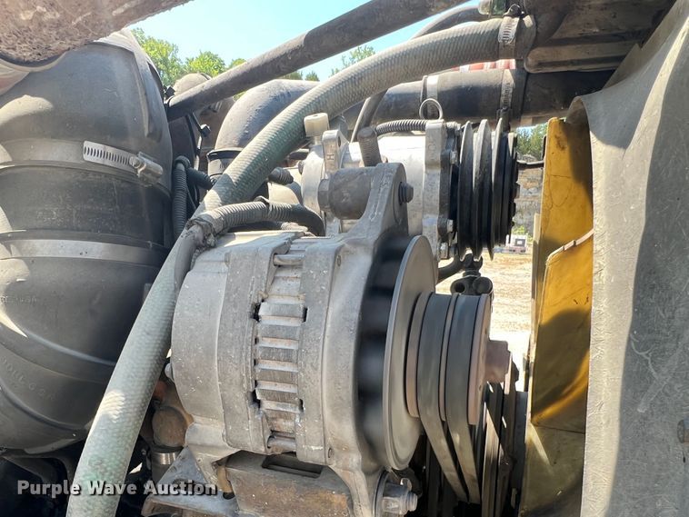 image for item JM9298 1994 Peterbilt 378  dump truck