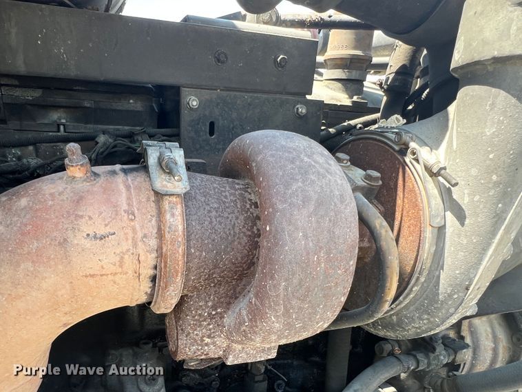 image for item JM9298 1994 Peterbilt 378  dump truck