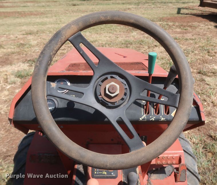 image for item JR9422 1992 Ditch Witch 2020  trencher