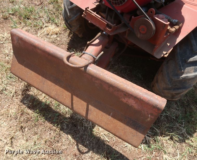 image for item JR9422 1992 Ditch Witch 2020  trencher