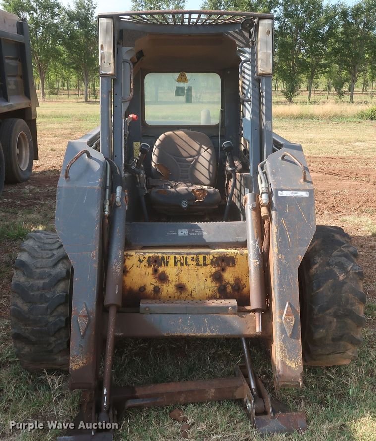 image for item JR9429 2008 New Holland L185  skid steer loader