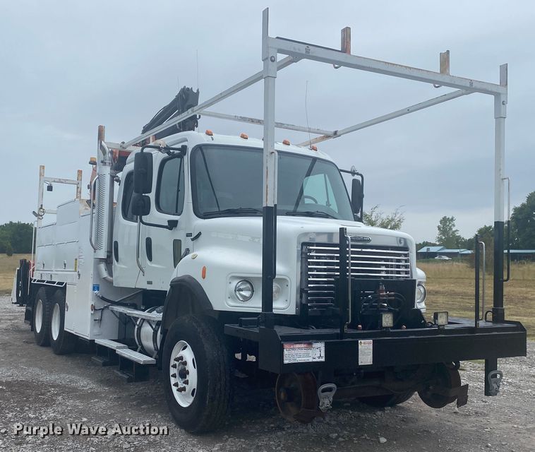 image for item JU9310 2007 Freightliner Business Class M2  Crew Cab crane truck