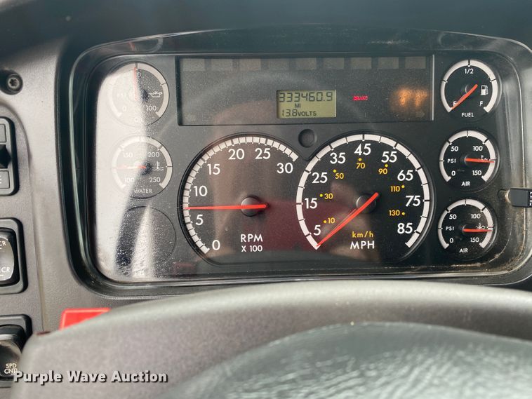 image for item JU9310 2007 Freightliner Business Class M2  Crew Cab crane truck