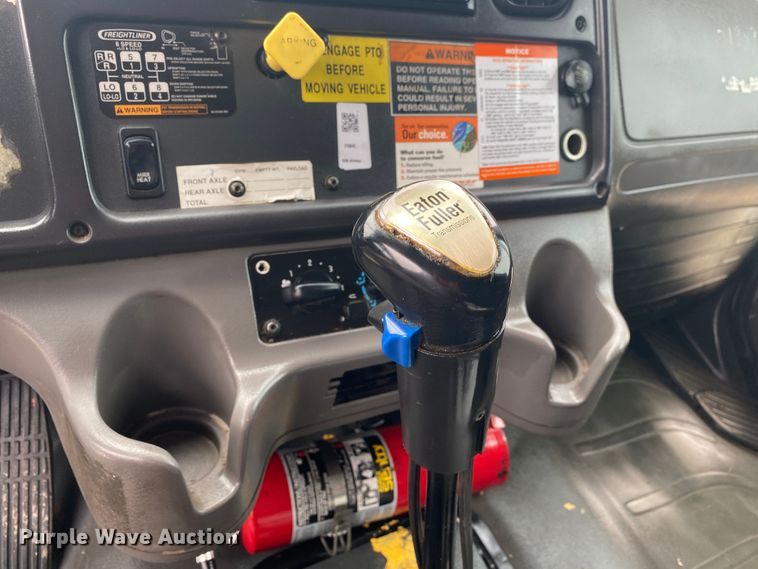 image for item JU9310 2007 Freightliner Business Class M2  Crew Cab crane truck