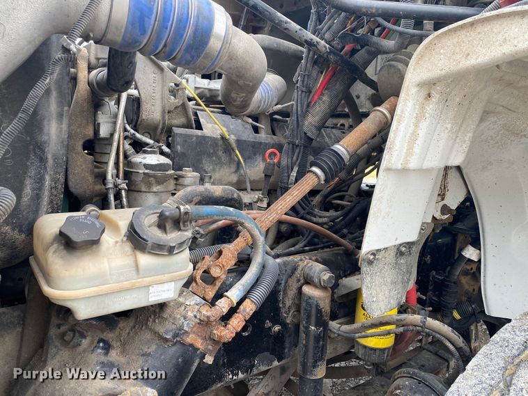 image for item JU9310 2007 Freightliner Business Class M2  Crew Cab crane truck