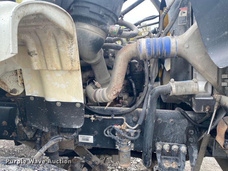 image for item JU9310 2007 Freightliner Business Class M2  Crew Cab crane truck