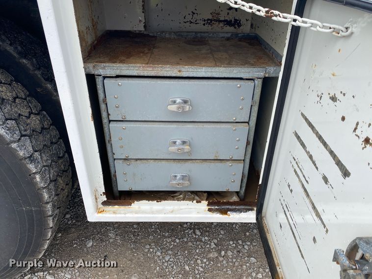 image for item JU9310 2007 Freightliner Business Class M2  Crew Cab crane truck