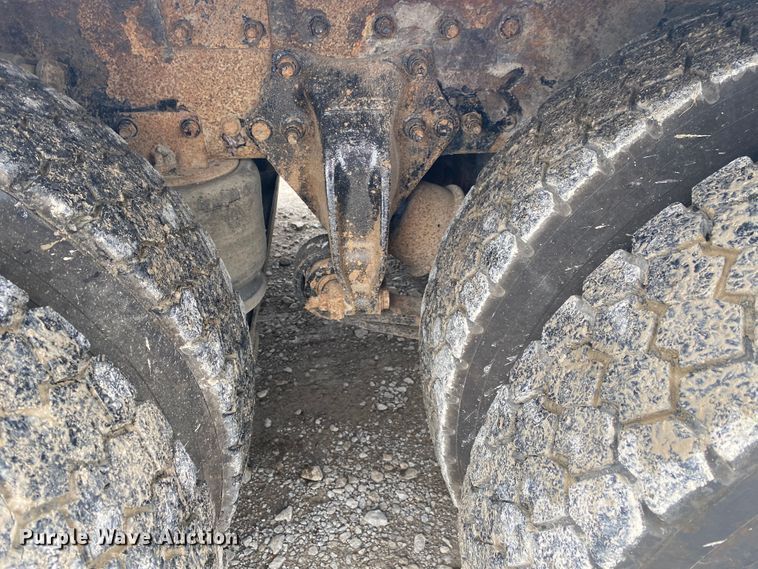 image for item JU9310 2007 Freightliner Business Class M2  Crew Cab crane truck