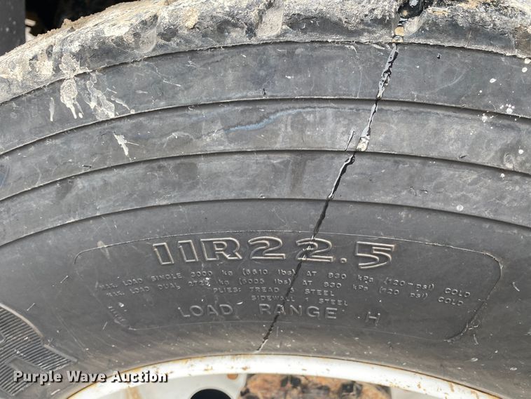 image for item JU9310 2007 Freightliner Business Class M2  Crew Cab crane truck