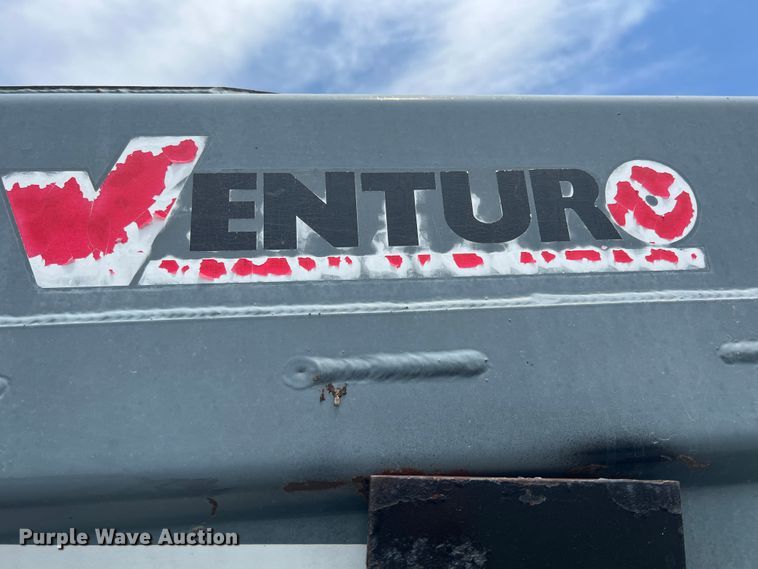 image for item JX9373 2010 Ford F550 Super Duty  crane truck