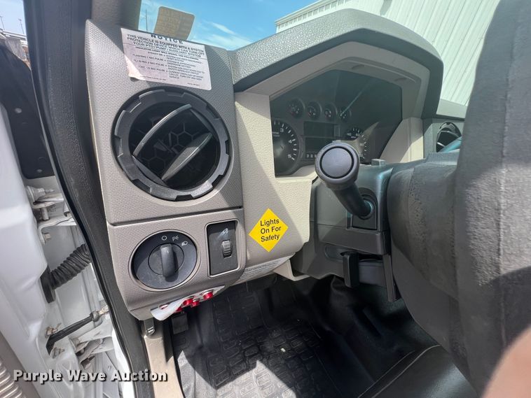 image for item JX9373 2010 Ford F550 Super Duty  crane truck